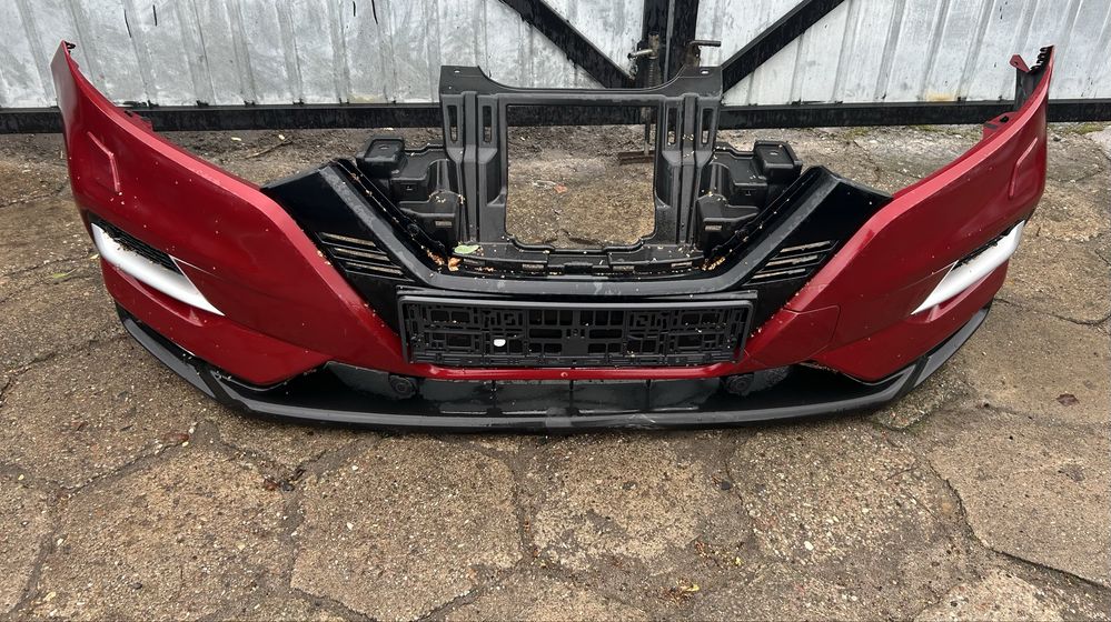 Nissan Qashqai j11 Zderzak przedni NAJ G idealny 4 Czujniki