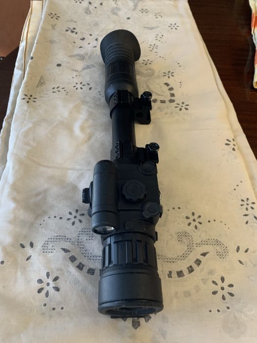 Mira visao noturna Yukon Photon xt