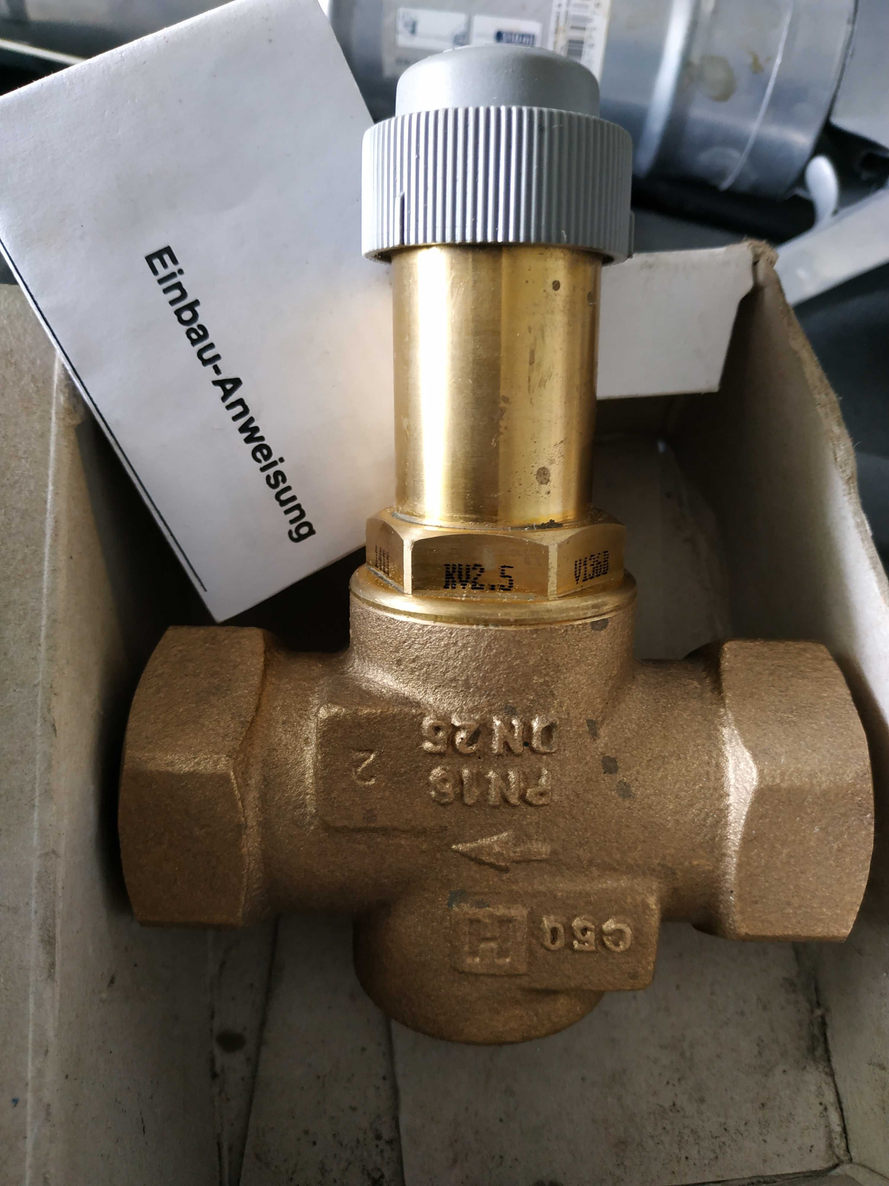 Zawór 2 drogowy przelotowy V136-25B Honeywell