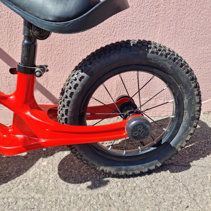 Біговел BALANCE TILLY 12" Magnet 2.0