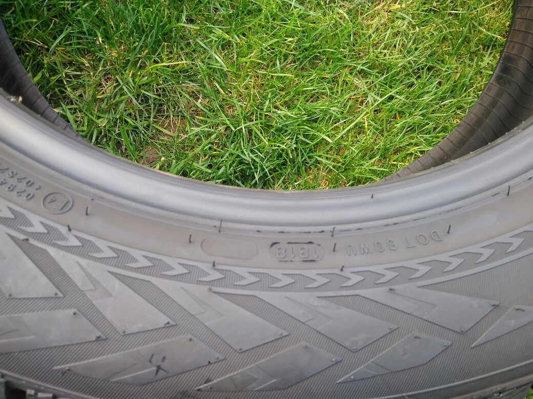 opona 235/55/R19 Nokian weatherproof suv 8mm 2018