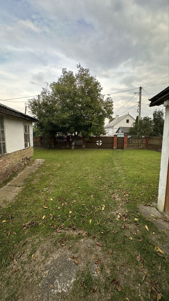 Продаж; ділянка 33 сотки; Чернівці; + приміщення; бізнес;
