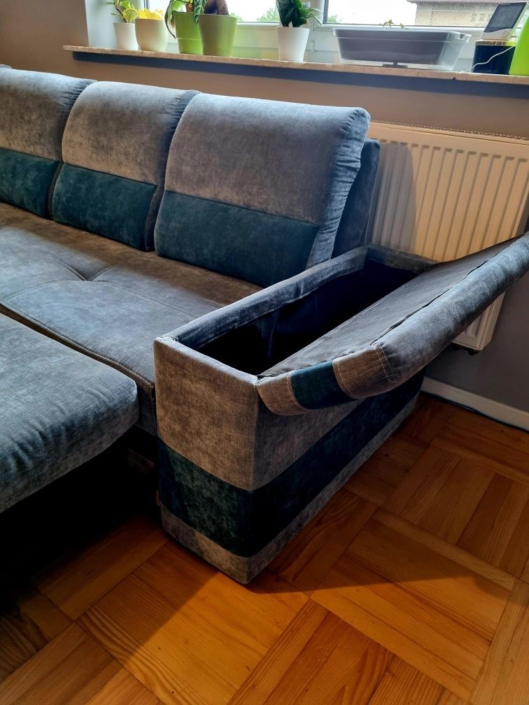 Narożnik z funkcją spania oraz pojemnikiem