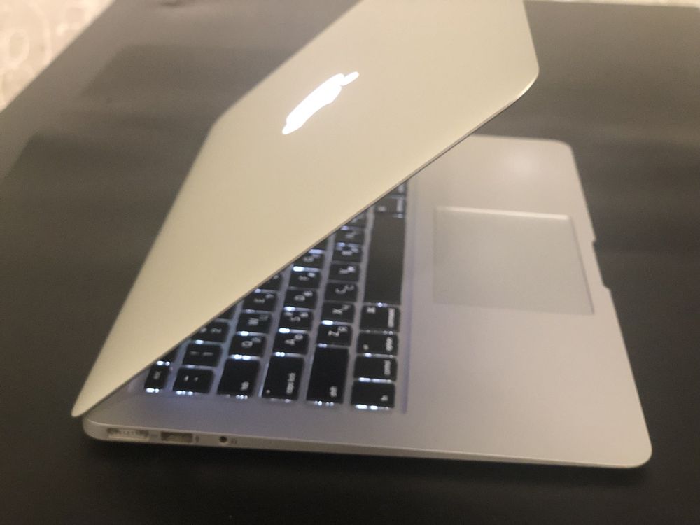 MacBook Air 13" 2017 intel core i5 ram 8гб ssd 128гб