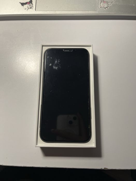 Iphone 11, czarny, 64 gb
