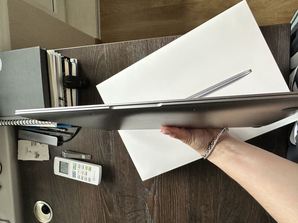 Macbook Air 2020 i3