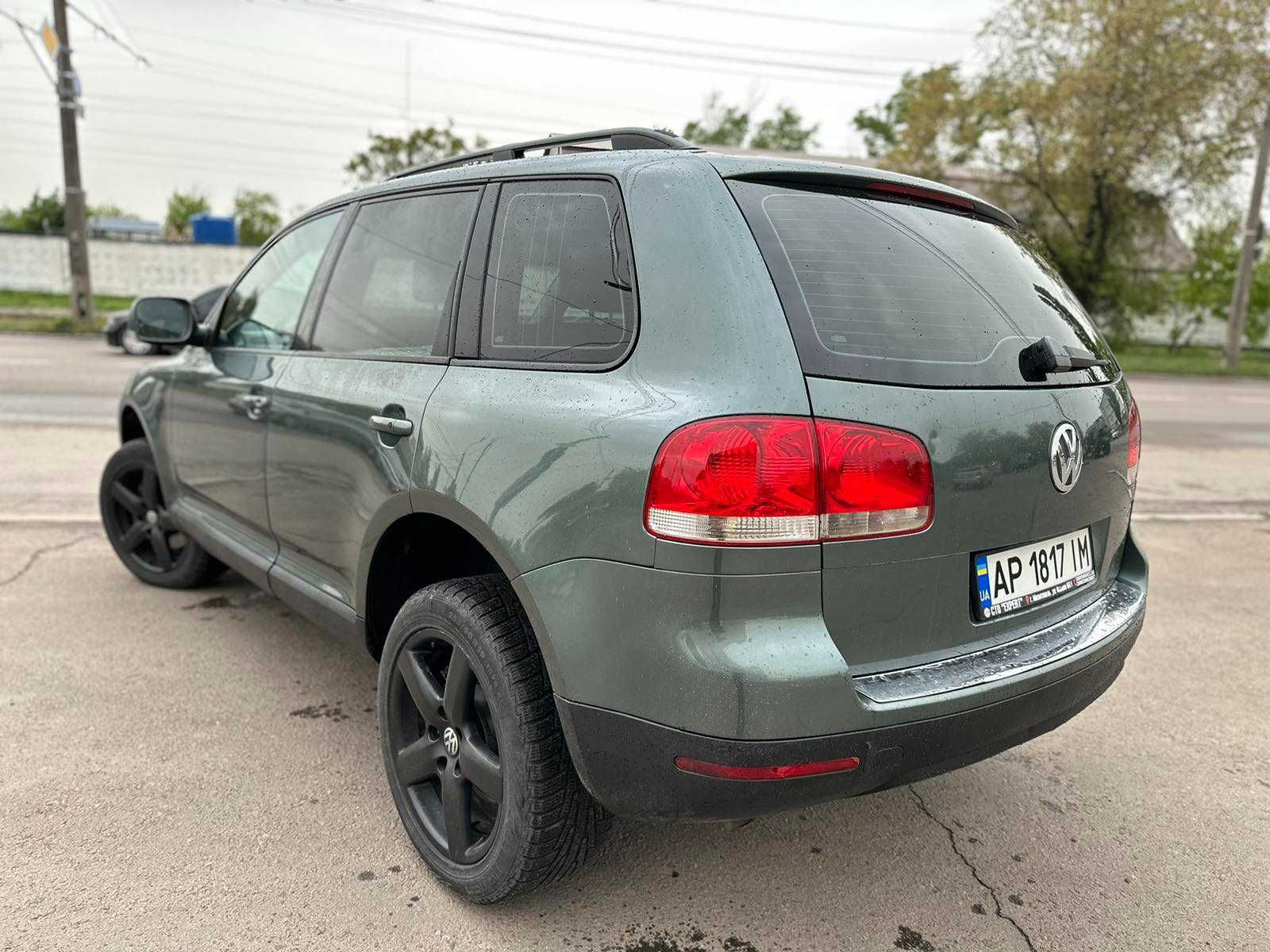 Volkswagen Touareg 2003 року 3,2 л. газ/бензин