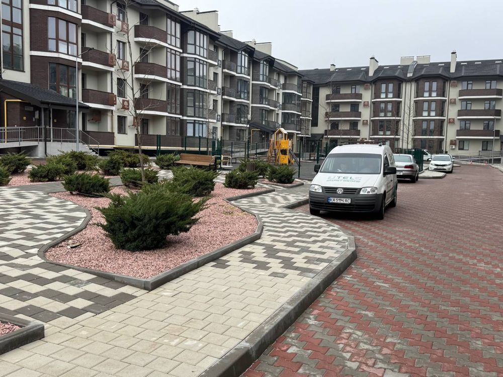 Продаж двохкімнатної квартири в Гатному, ЖК Family 2