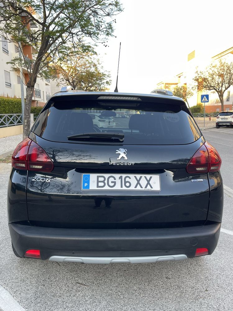 Peugeot 2008 em bom estado