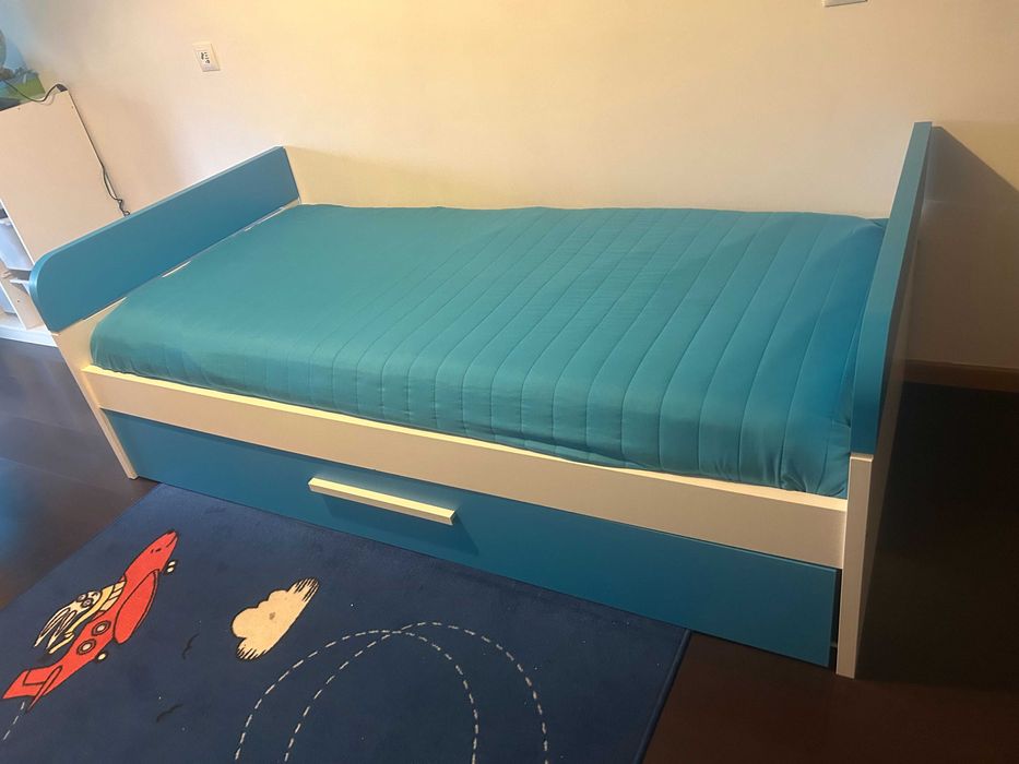 Cama dupla para criança