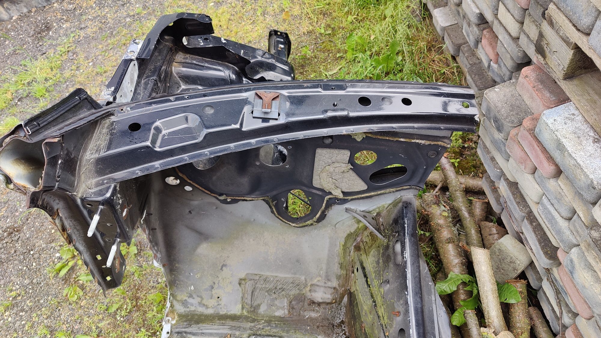 Podłużnica lewa Porsche Cayenne II 7P5