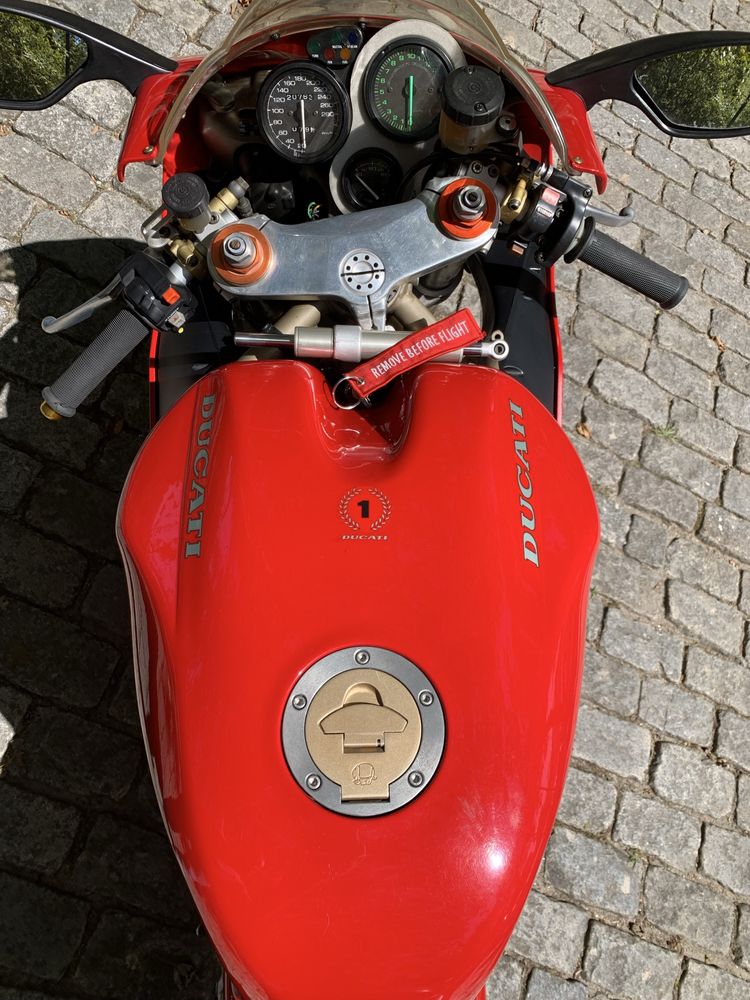 Ducati 748 Biposto