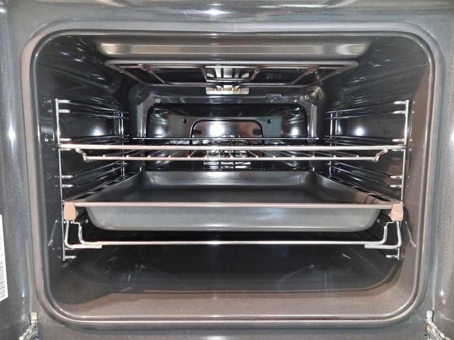 Біла цифрова духова шафа духовка пічка плита Mastercook