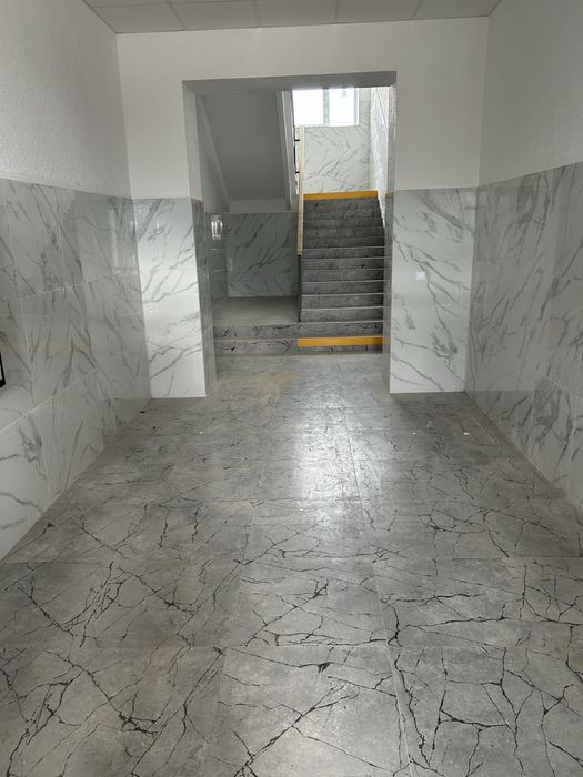 1-ка, Половки, зупинка Бібліотека Зданий Будинок