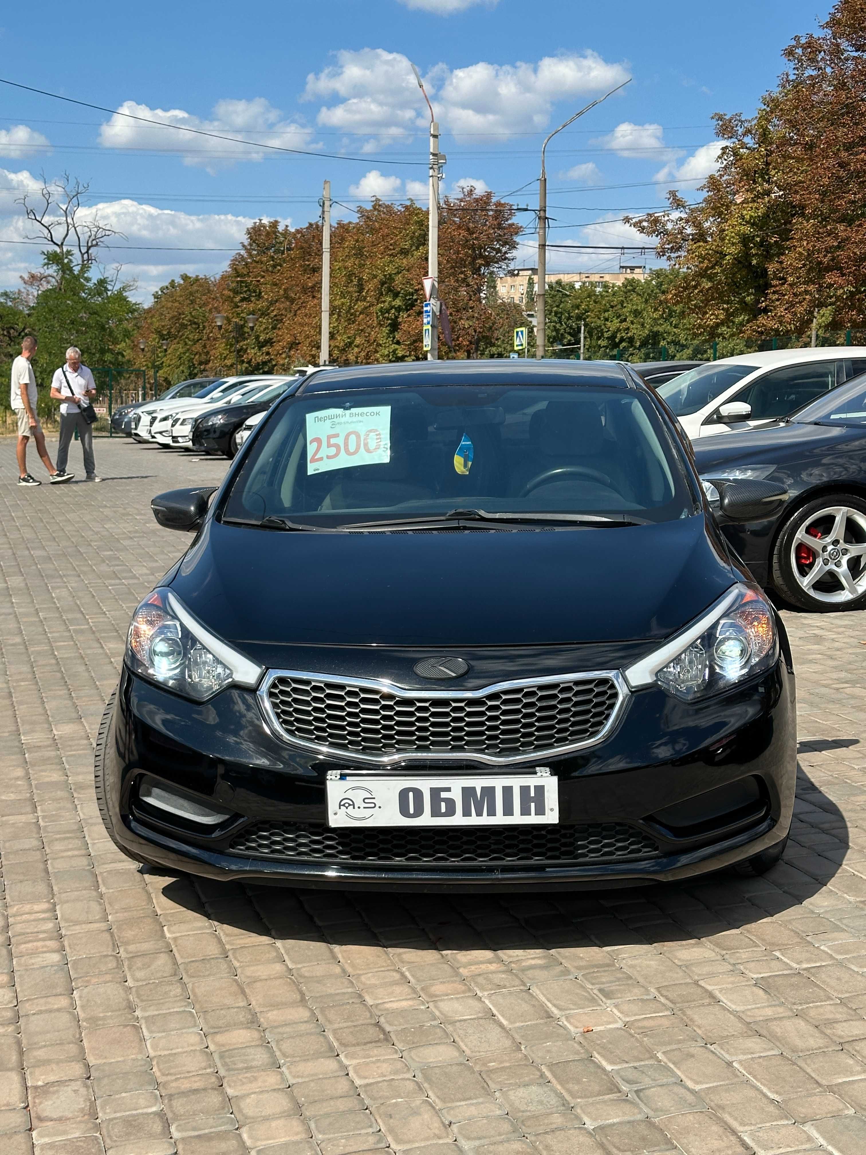Продам Kia Forte 2014 рік можлива розстрочка,кредит,обмін!