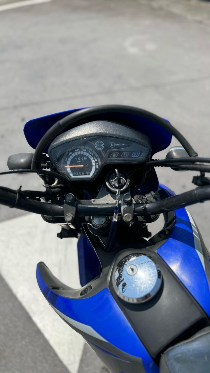 Suzuki DR 125 SD 2010  Único dono