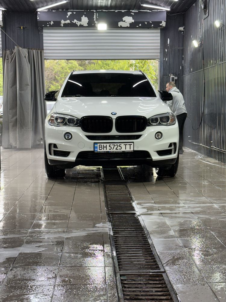 Bmw F15 3.0 d официал.