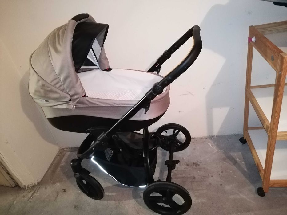 Bebetto Holland wózek 2 w 1
