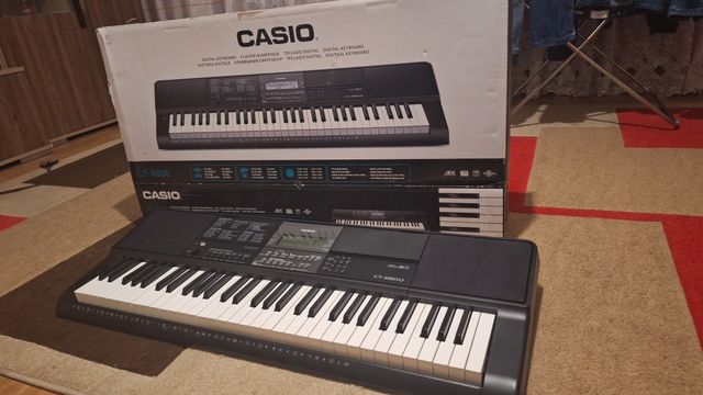 Kayboard casio CT-X800