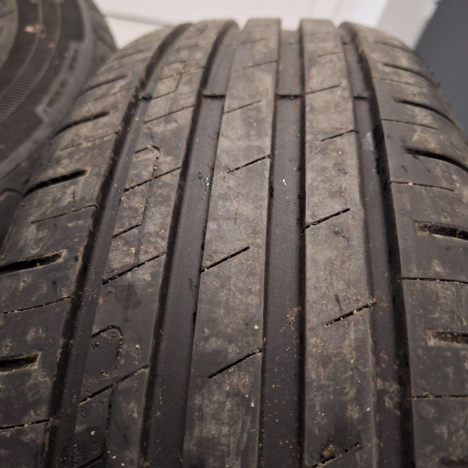 Opony letnie Goodyear Efficientgrip 205/60/16 z 2024r