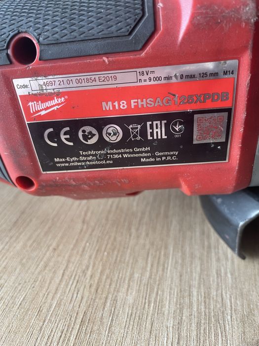 Szlifierka kątowa Milwaukee