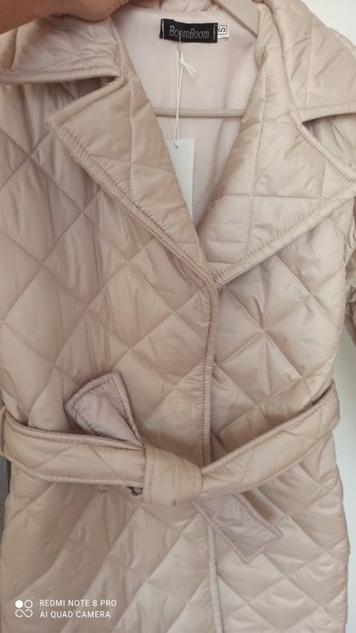 Жіноче стьобане пальто курточка з поясом