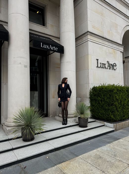 Дуже стильний костюм у полоску