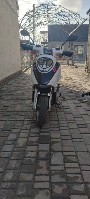 Продам скутер альфомото
