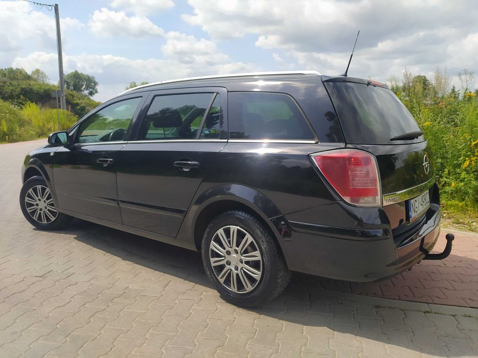 Opel ASTRA H 2006 rok niski przebieg import Niemcy Zarejestrowana w PL