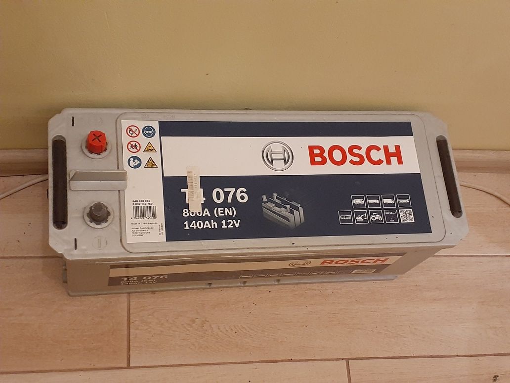 Аккумулятор автомобильный Bosch 140 А
