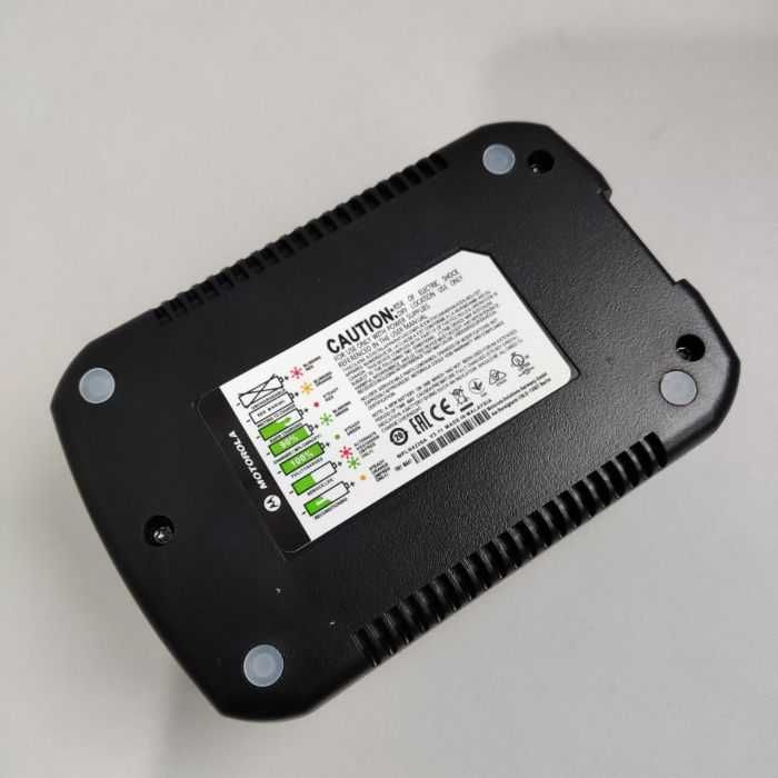 WPLN4226A IMPRES зарядний пристрій для радіостанцій Motorola