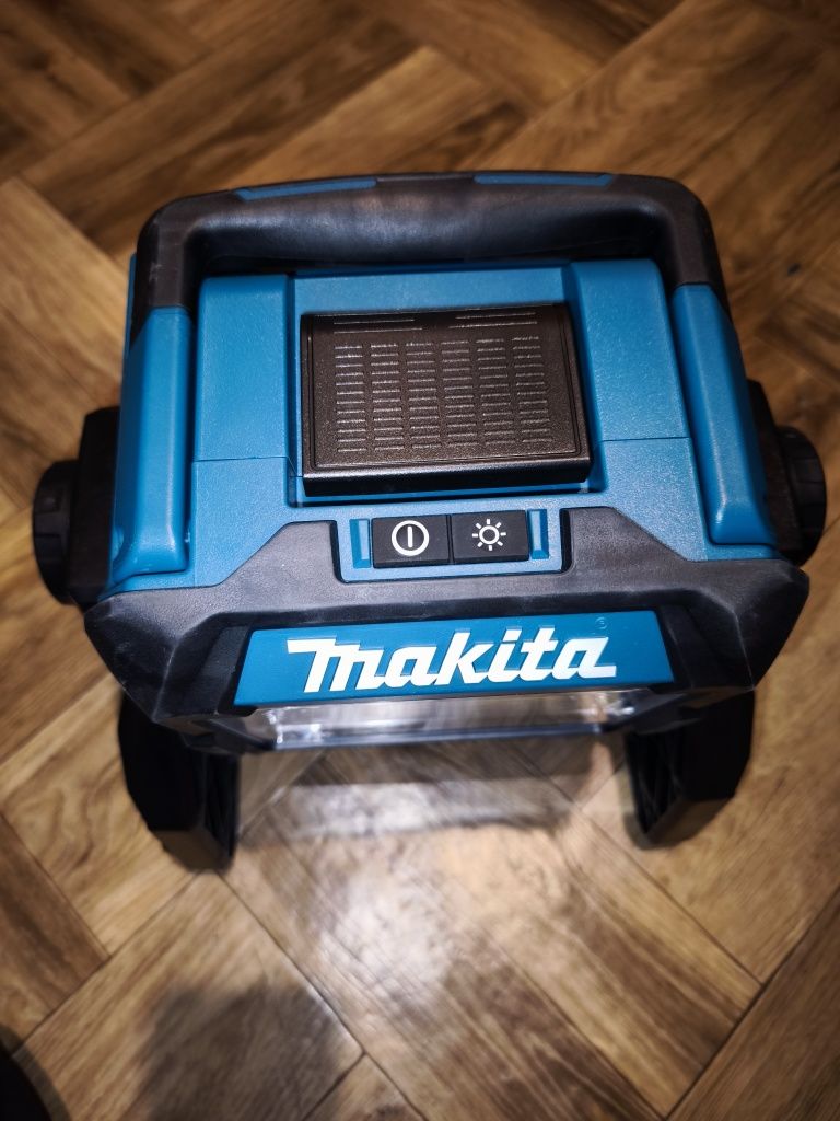 Lampa Makita na baterie
