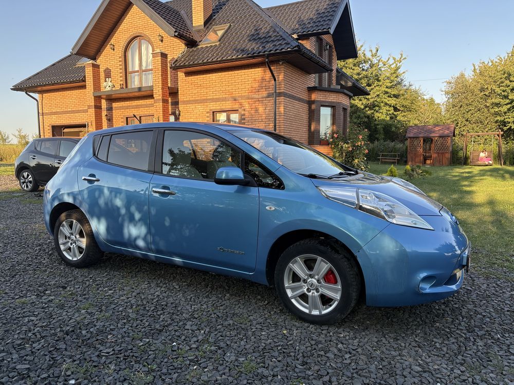 Nissan Leaf 2013 Рестайлінг