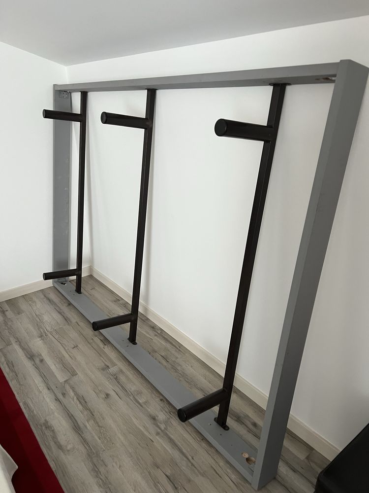 Cama de casal (cabeceira + base) cinzenta