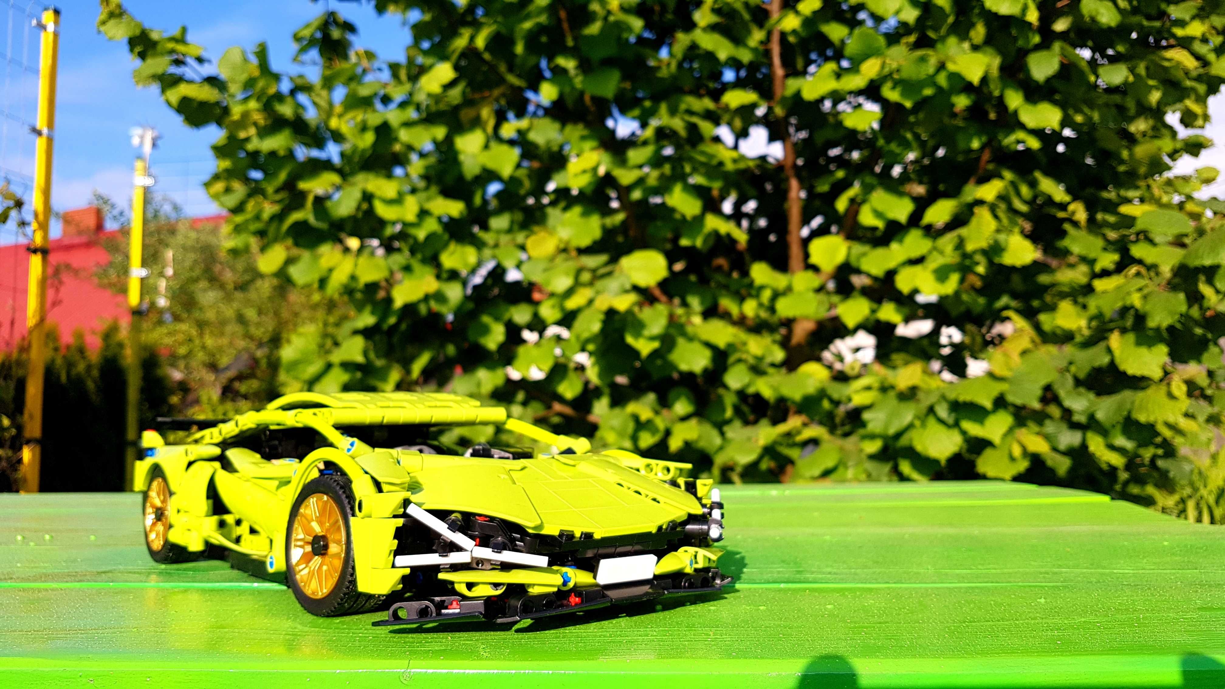 Model Lamborghini sion z klocków zdalnie sterowany 1280 el.