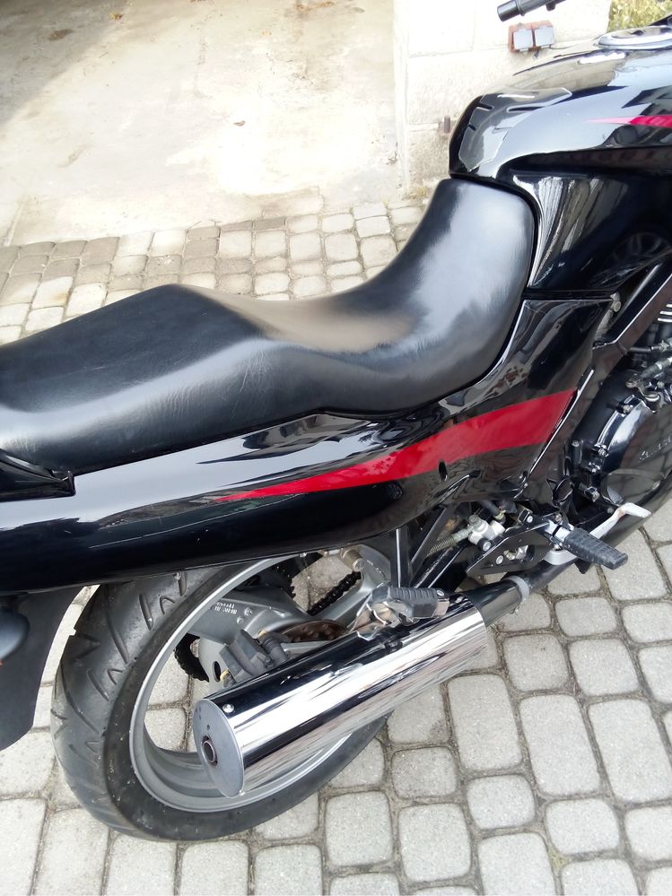 Kawasaki GPZ 500S
