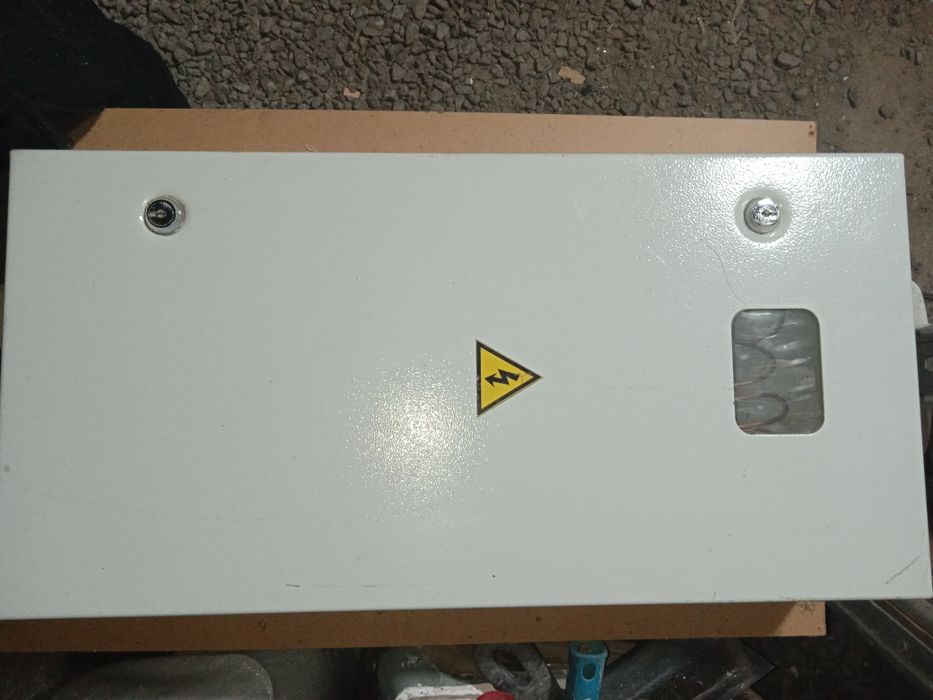 Щиты живлення 380- 220В та 48В автомати