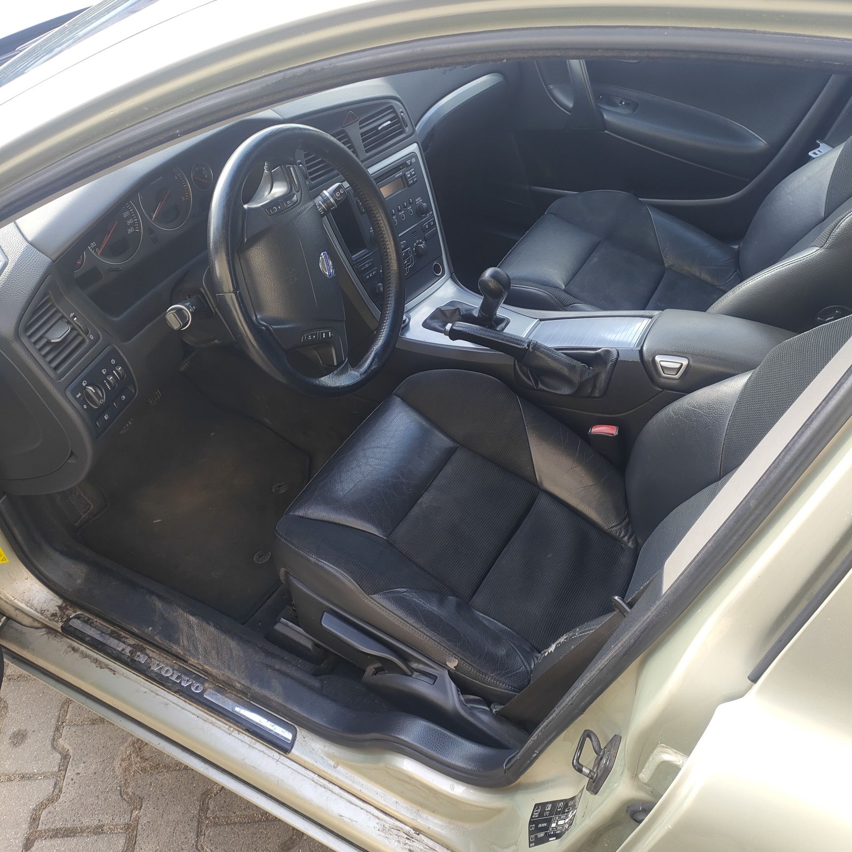 Volvo V70 2006r 2.4 D5