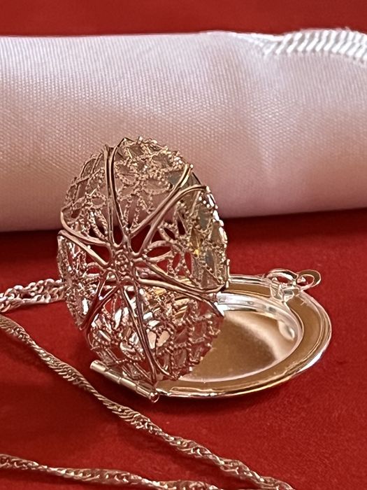 Przepiękny sekretnik