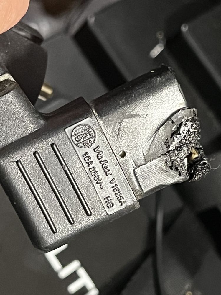Інвертор Ective CSI 25 для 24v потужність  2500W