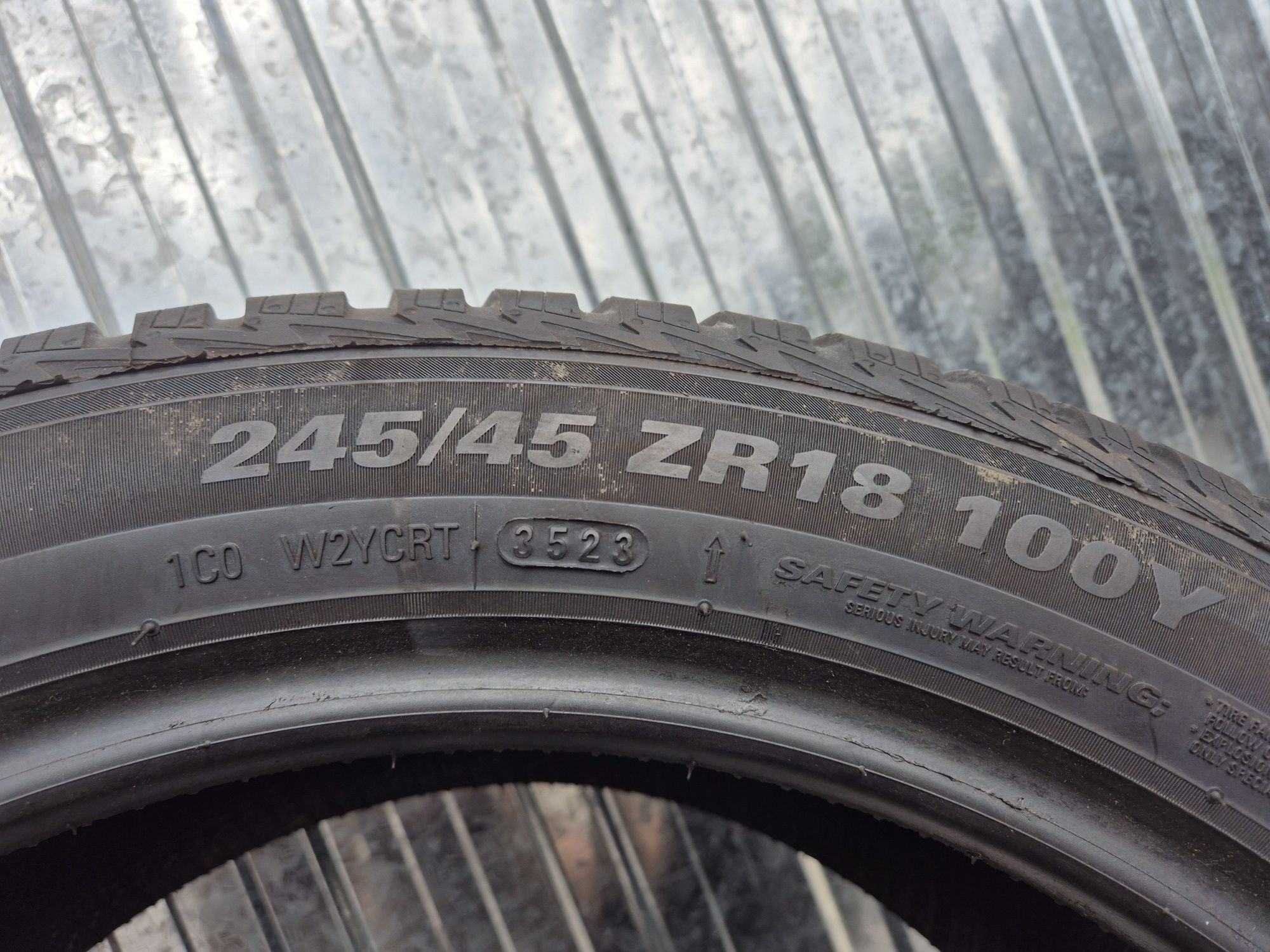 Opony Całoroczne 245/45R18 Continental/KUMHO,  DOT23/22