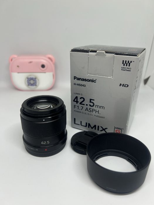 Об’єктив обьектив Panasonic Lumix 42.5 f/1.7	1