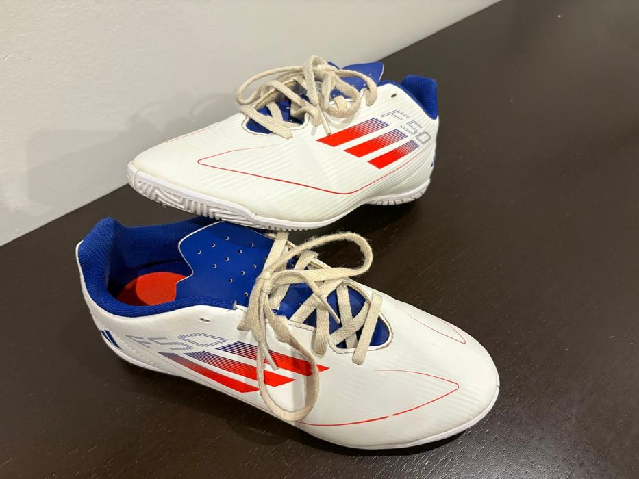 Sapatilhas Futebol Salão F50 tamanho 38.5