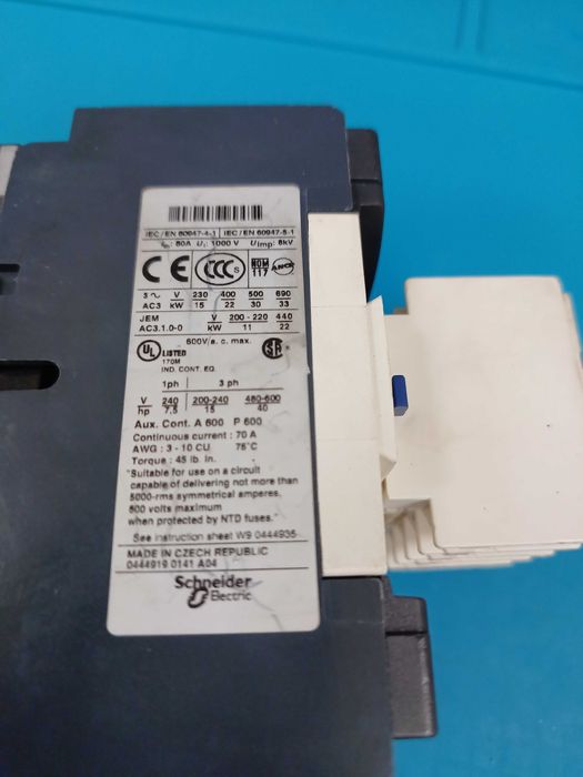 Контактор,Магнітний пускач Автомат захисту двигуна
