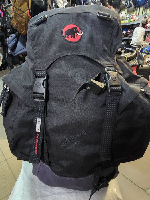 Рюкзак для походів MAMMUT з металевим каркасом та спинною опорою Alets