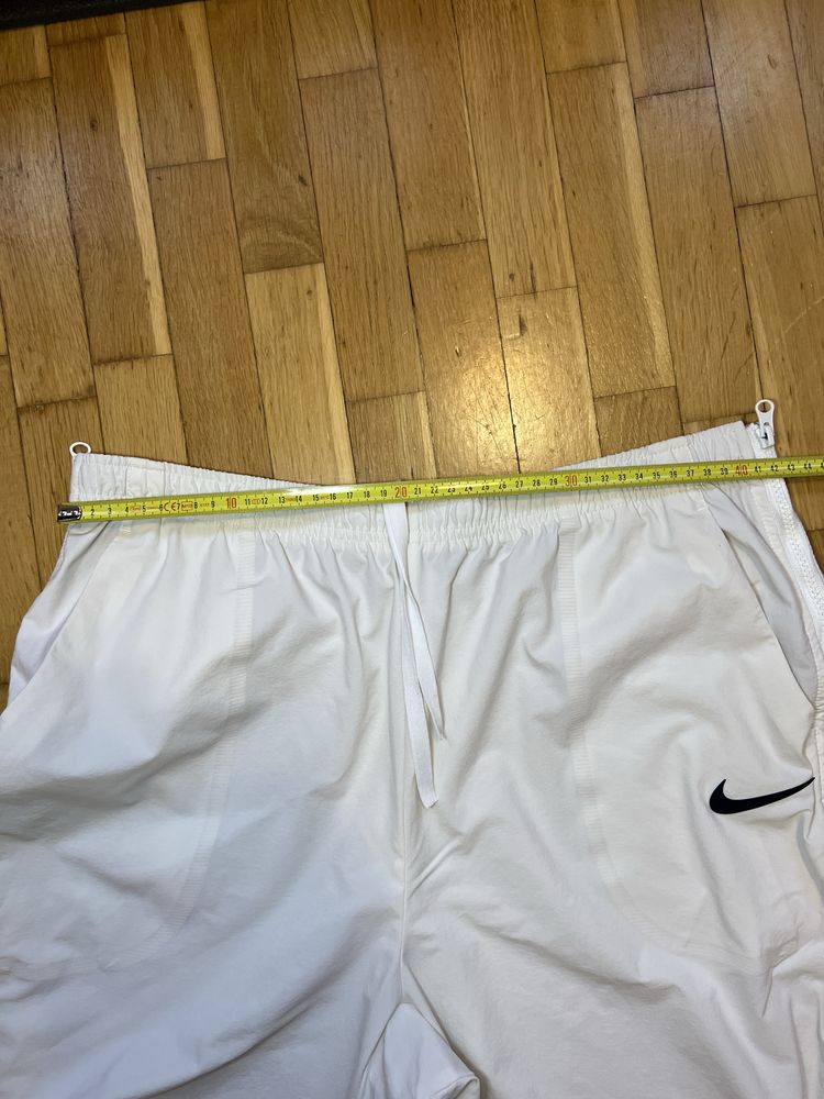 Спортивні штани футбольні розмір L adidas Україна nike court L/M