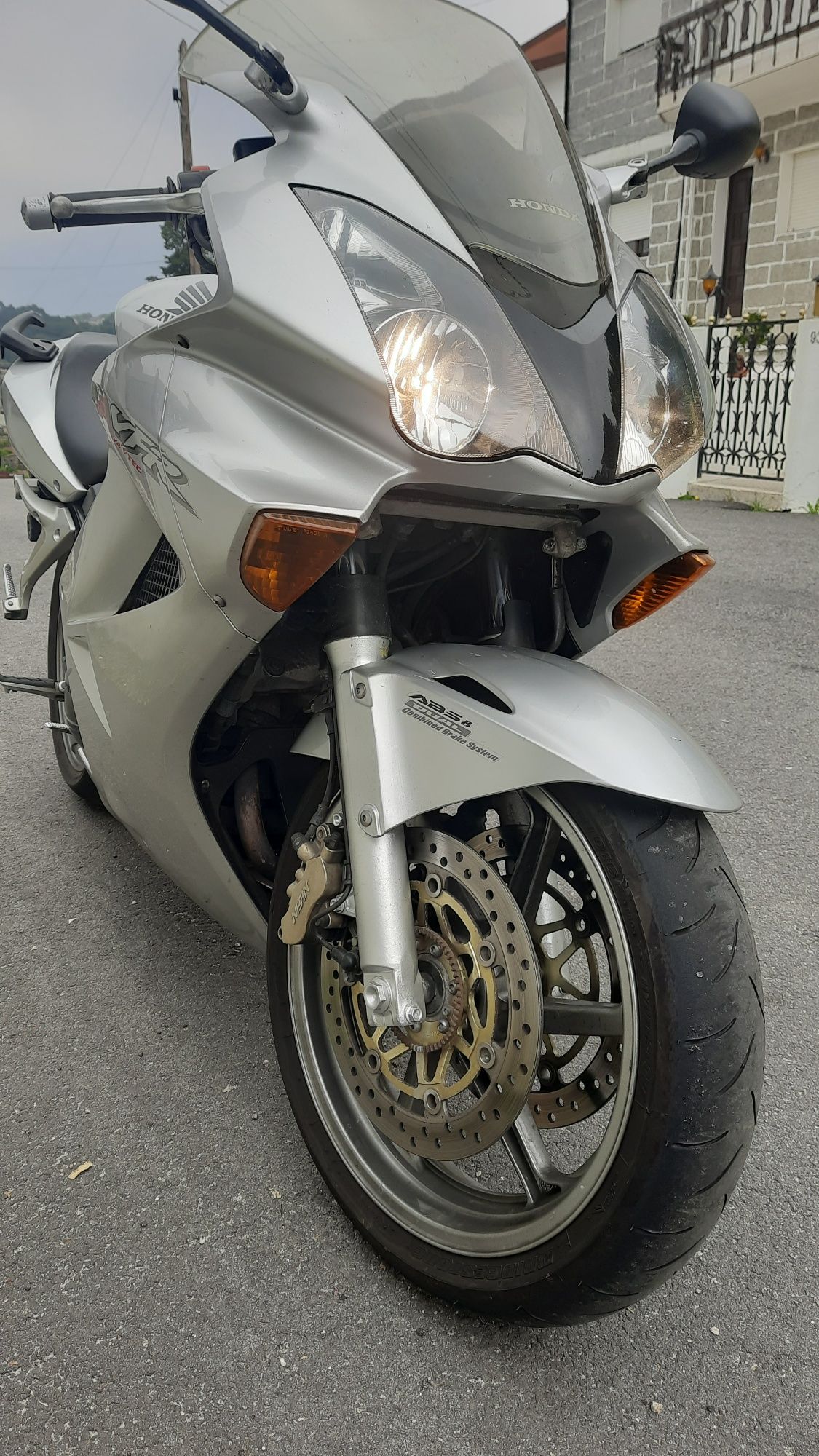 Honda VFR 800 VTEC