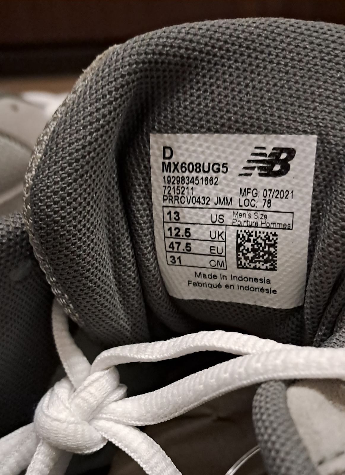 Кросівки чоловічі New Balance 608V5