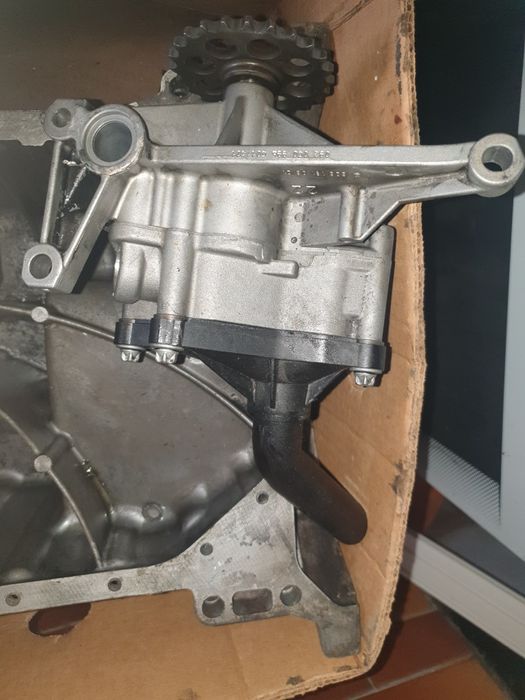 Віто 638 2.2 cdi масляний насос оригінал