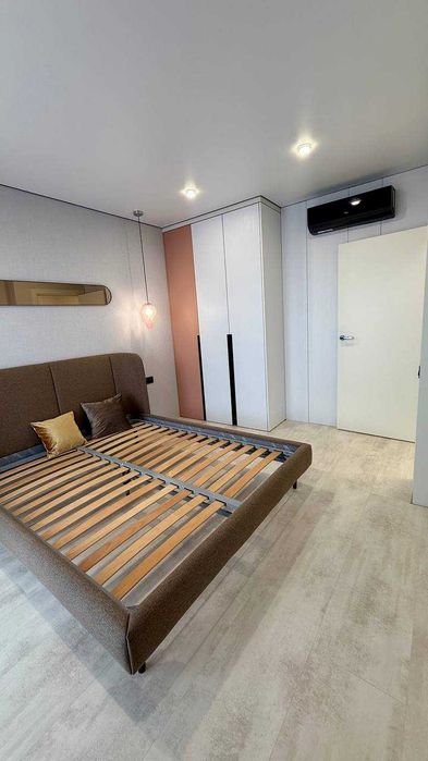 Продаж котеджу неподалік другої лікарні